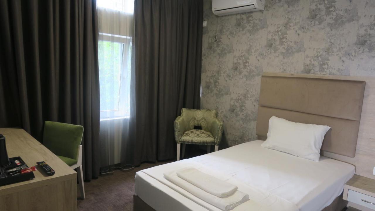 Green Hill Hotel Stara Zagora Ngoại thất bức ảnh