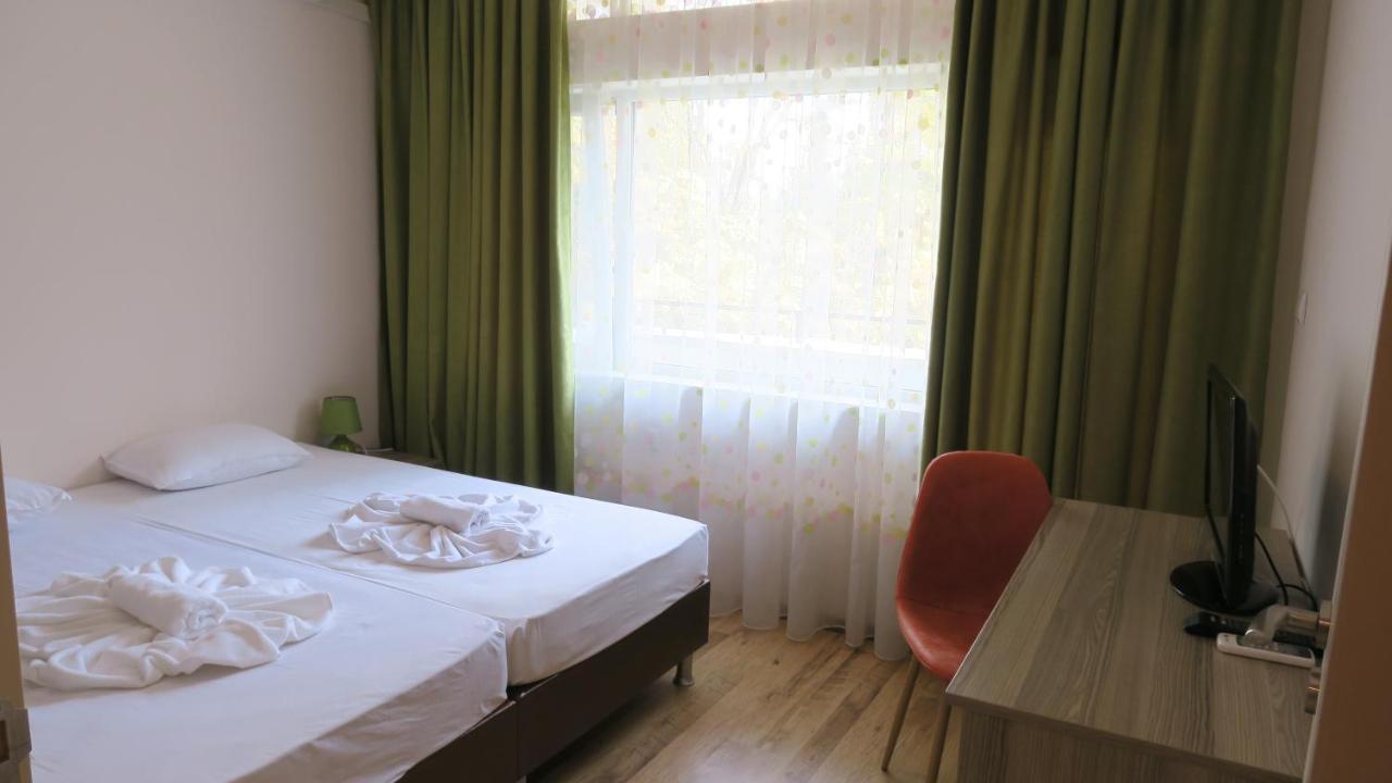 Green Hill Hotel Stara Zagora Ngoại thất bức ảnh